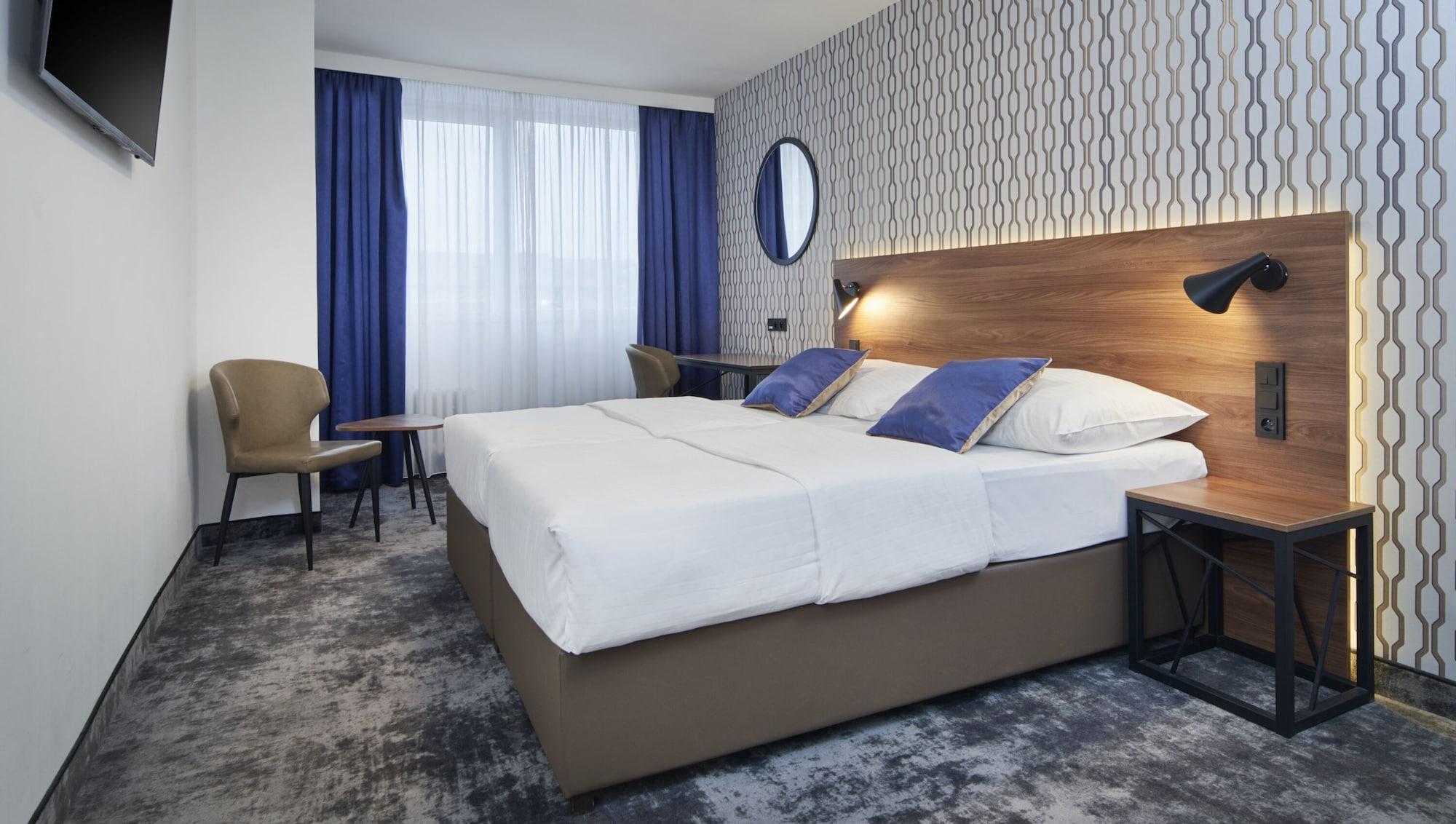 Orea Pyramida 4* Прага