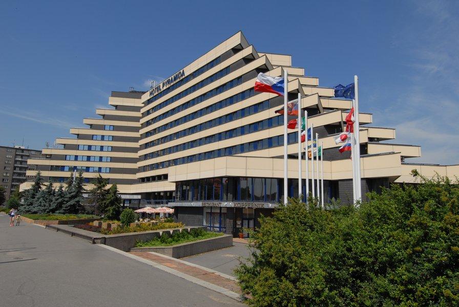 Orea Pyramida 4* Прага